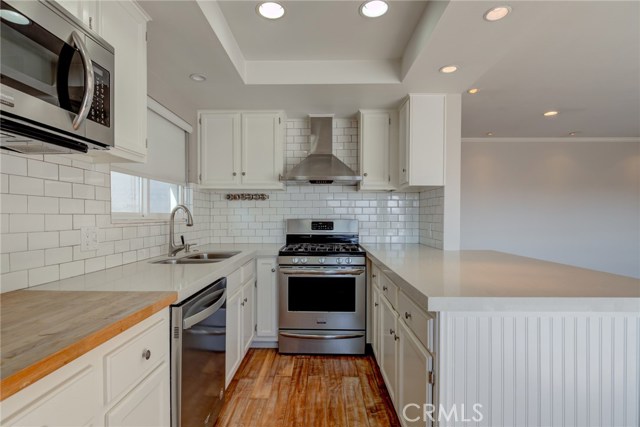 2813 Vista Drive, Manhattan Beach, California 90266, 4 Bedrooms Bedrooms, ,3 BathroomsBathrooms,Residential,Sold,Vista,SB20119545