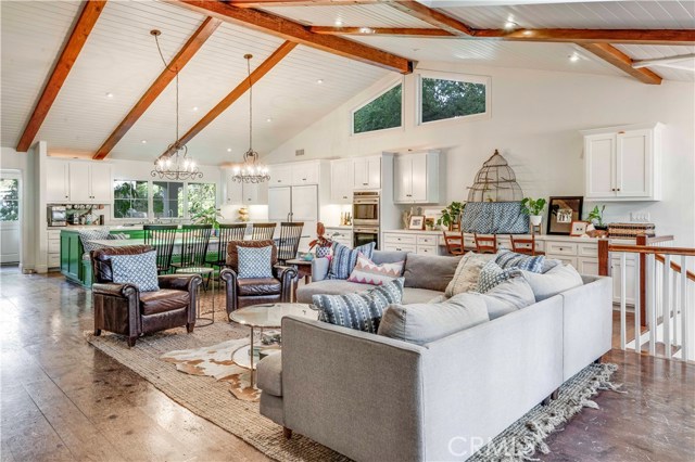 77 Dapplegray Lane, Rolling Hills Estates, California 90274, 5 Bedrooms Bedrooms, ,5 BathroomsBathrooms,Residential,Sold,Dapplegray,PV20159776