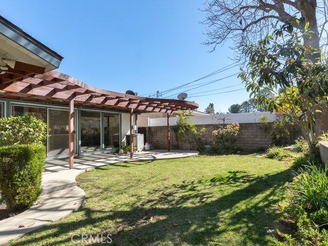 2142 Santa Rena Drive, Rancho Palos Verdes, California 90275, 4 Bedrooms Bedrooms, ,2 BathroomsBathrooms,Residential,Sold,Santa Rena,PV18037589