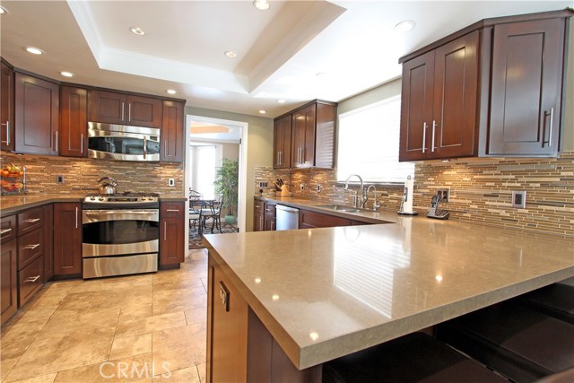 2416 Voorhees Avenue, Redondo Beach, California 90278, 3 Bedrooms Bedrooms, ,2 BathroomsBathrooms,Residential,Sold,Voorhees,PW17063870
