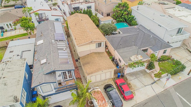 1002 3rd Street, Hermosa Beach, California 90254, 3 Bedrooms Bedrooms, ,2 BathroomsBathrooms,Residential,Sold,3rd,SB21012188