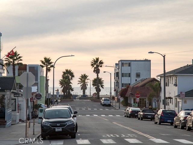 224 Bayview, Hermosa Beach, California 90254, 3 Bedrooms Bedrooms, ,1 BathroomBathrooms,Residential,Sold,Bayview,SB17267078