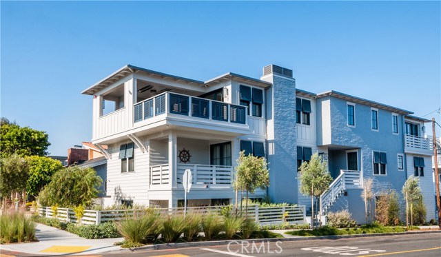 100 Morningside Drive, Manhattan Beach, California 90266, 6 Bedrooms Bedrooms, ,5 BathroomsBathrooms,Residential,Sold,Morningside,SB17085641