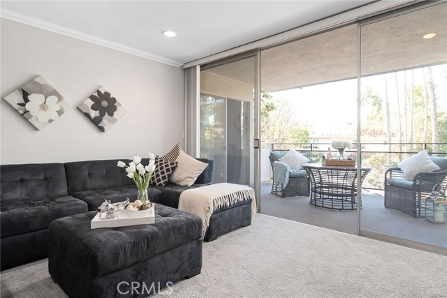 1 Bed Home for Sale in Los Angeles, California