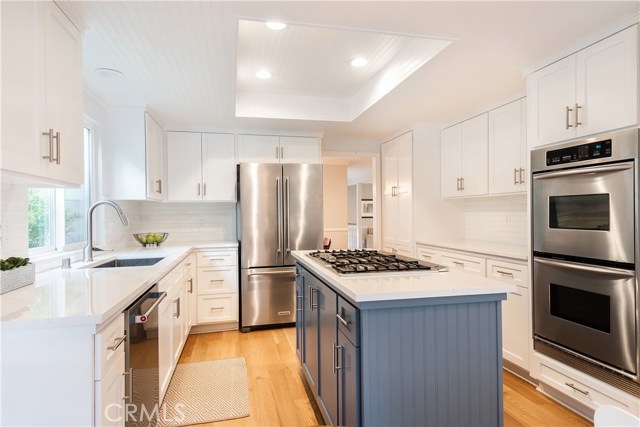 2104 Poinsettia Avenue, Manhattan Beach, California 90266, 4 Bedrooms Bedrooms, ,3 BathroomsBathrooms,Residential,Sold,Poinsettia,SB19043761