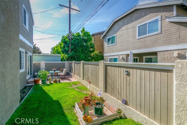 2221 Nelson #B, Redondo Beach, California 90278, 3 Bedrooms Bedrooms, ,3 BathroomsBathrooms,Residential,Sold,Nelson #B,PW18215127