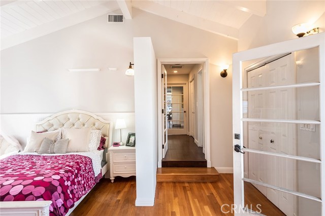 528 Marine Avenue, Manhattan Beach, California 90266, 3 Bedrooms Bedrooms, ,2 BathroomsBathrooms,Residential,Sold,Marine,SB19035532