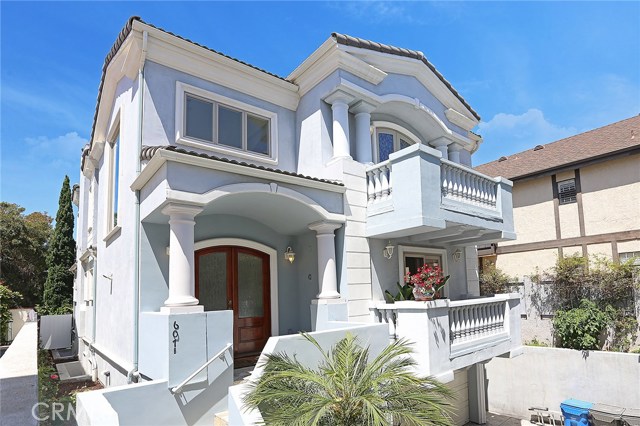 607 Guadalupe Avenue, Redondo Beach, California 90277, 4 Bedrooms Bedrooms, ,4 BathroomsBathrooms,Residential,Sold,Guadalupe,SB19155656