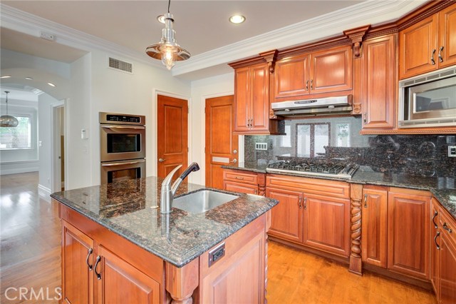1404 Mackay Lane, Redondo Beach, California 90278, 5 Bedrooms Bedrooms, ,3 BathroomsBathrooms,Residential,Sold,Mackay,SB18215655