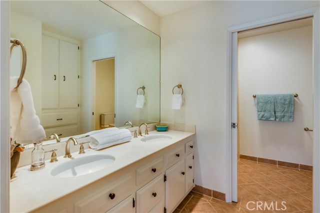 2609 Via Valdes, Palos Verdes Estates, California 90274, 4 Bedrooms Bedrooms, ,3 BathroomsBathrooms,Residential,Sold,Via Valdes,PV17070096