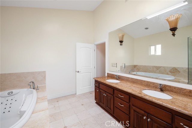 531 Prospect Avenue, Redondo Beach, California 90277, 4 Bedrooms Bedrooms, ,3 BathroomsBathrooms,Residential,Sold,Prospect,SB20117402