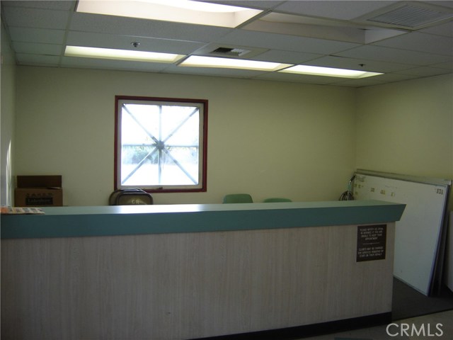 8th, 92411, ,Commercial,For Sale,8th,EV20129321