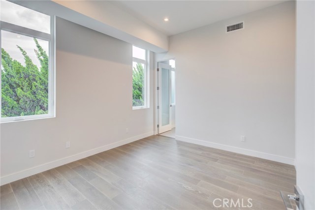 2104 Voorhees Avenue, Redondo Beach, California 90278, 4 Bedrooms Bedrooms, ,3 BathroomsBathrooms,Residential,Sold,Voorhees,PV19109969