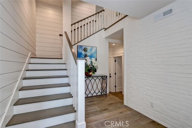 702 Loma Drive, Hermosa Beach, California 90254, 3 Bedrooms Bedrooms, ,3 BathroomsBathrooms,Residential,Sold,Loma,SB18137124