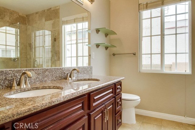 611 Pacific Coast, Redondo Beach, California 90277, 5 Bedrooms Bedrooms, ,4 BathroomsBathrooms,Residential,Sold,Pacific Coast,OC17213002