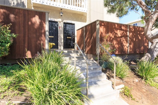 1400 Stanford Avenue, Redondo Beach, California 90278, 2 Bedrooms Bedrooms, ,2 BathroomsBathrooms,Residential,Sold,Stanford,SB18128290