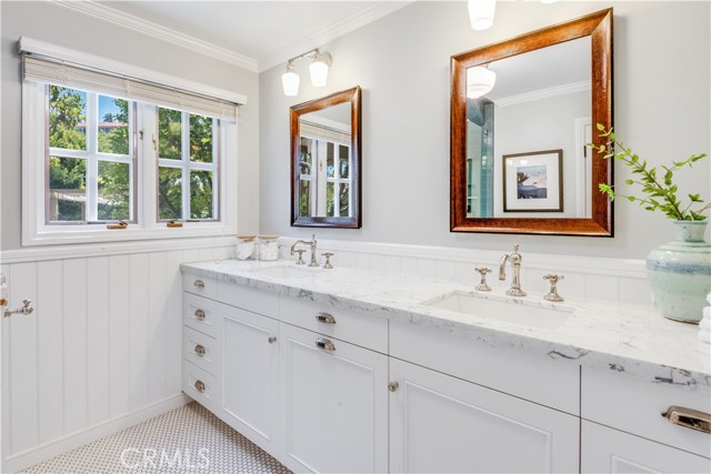 944 Via Rincon, Palos Verdes Estates, California 90274, 4 Bedrooms Bedrooms, ,3 BathroomsBathrooms,Residential,Sold,Via Rincon,PV21103588