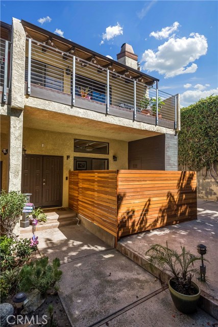 2106 Rockefeller Lane, Redondo Beach, California 90278, 2 Bedrooms Bedrooms, ,3 BathroomsBathrooms,Residential,Sold,Rockefeller,SB18216848