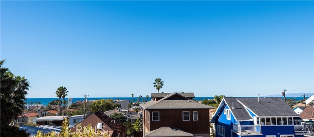 211 Helberta Avenue, Redondo Beach, California 90277, 2 Bedrooms Bedrooms, ,2 BathroomsBathrooms,Residential,Sold,Helberta,SB19015019