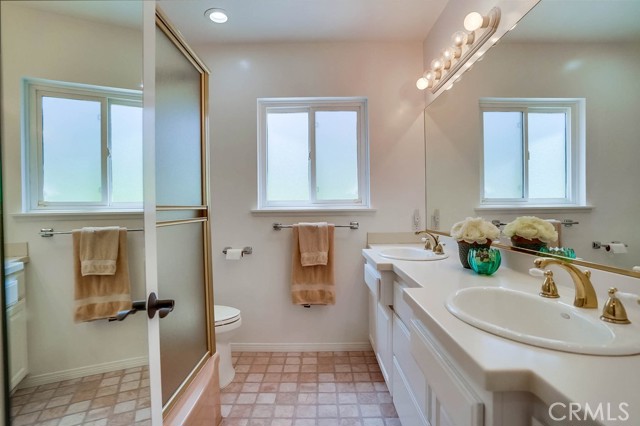 1826 Avenida Aprenda, Rancho Palos Verdes, California 90275, 4 Bedrooms Bedrooms, ,1 BathroomBathrooms,Residential,Sold,Avenida Aprenda,SB21100259