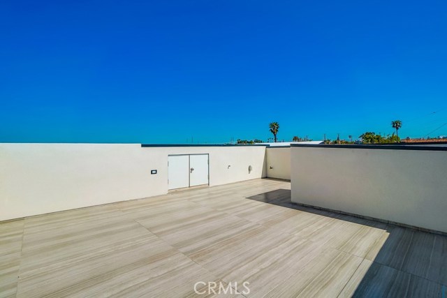 521 Helberta Avenue, Redondo Beach, California 90277, 4 Bedrooms Bedrooms, ,3 BathroomsBathrooms,Residential,Sold,Helberta,SB19088015