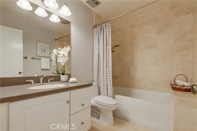 23 Via Granada, Rolling Hills Estates, California 90274, 3 Bedrooms Bedrooms, ,3 BathroomsBathrooms,Residential,Sold,Via Granada,TR21006057