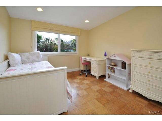 27759 Hawthorne Boulevard, Rancho Palos Verdes, California 90275, 4 Bedrooms Bedrooms, ,2 BathroomsBathrooms,Residential,Sold,Hawthorne,PV17114031