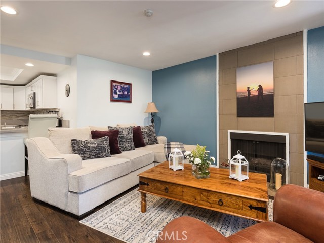 Living room with gas fireplace