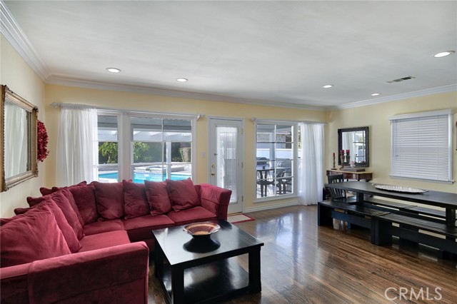 3 Bed Home for Sale in Sun Valley, California
