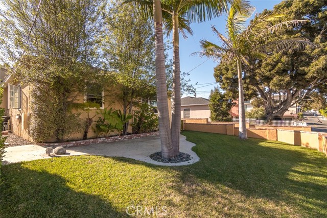 1219 Ford Avenue, Redondo Beach, California 90278, 3 Bedrooms Bedrooms, ,2 BathroomsBathrooms,Residential,Sold,Ford,SB17248479