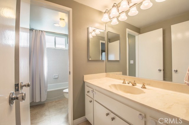 2510 Voorhees Avenue, Redondo Beach, California 90278, 2 Bedrooms Bedrooms, ,1 BathroomBathrooms,Residential,Sold,Voorhees,SB17155991