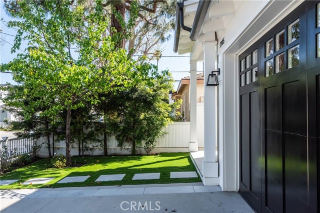 1905 Elm Avenue, Manhattan Beach, California 90266, 5 Bedrooms Bedrooms, ,5 BathroomsBathrooms,Residential,Sold,Elm,SB19169509