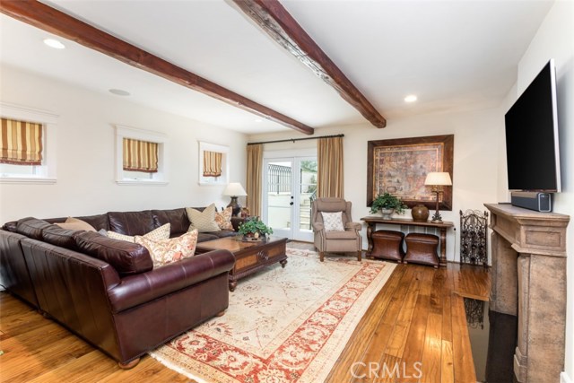 755 31st Street, Manhattan Beach, California 90266, 4 Bedrooms Bedrooms, ,4 BathroomsBathrooms,Residential,Sold,31st,SB19068029