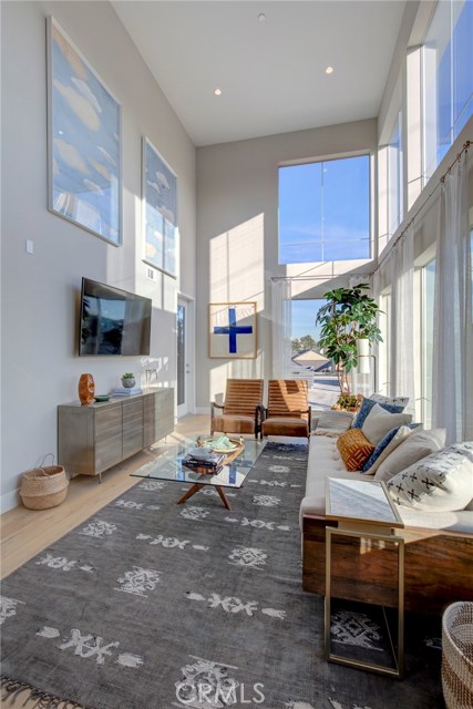 1920 Pacific Coast Highway, Redondo Beach, California 90277, 2 Bedrooms Bedrooms, ,2 BathroomsBathrooms,Residential,Sold,Pacific Coast Highway,OC20078485