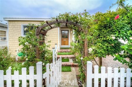 Photo of 319 14th Street, Seal Beach, CA 90740