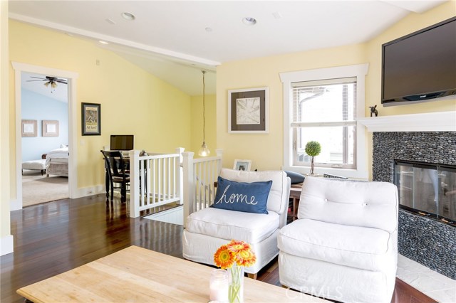 812 Irena Avenue, Redondo Beach, California 90277, 3 Bedrooms Bedrooms, ,2 BathroomsBathrooms,Residential,Sold,Irena,SB18133597