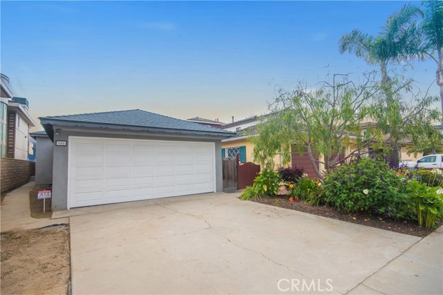 Photo of 606 Ocean Avenue, Seal Beach, CA 90740