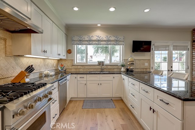 2020 Farrell Avenue, Redondo Beach, California 90278, 4 Bedrooms Bedrooms, ,3 BathroomsBathrooms,Residential,Sold,Farrell,SB20133157