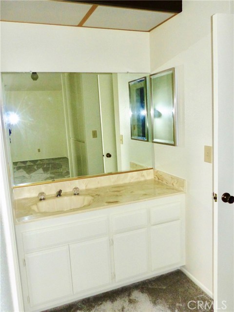 2703 Rockefeller Lane, Redondo Beach, California 90278, 2 Bedrooms Bedrooms, ,2 BathroomsBathrooms,Residential,Sold,Rockefeller,SB19140385