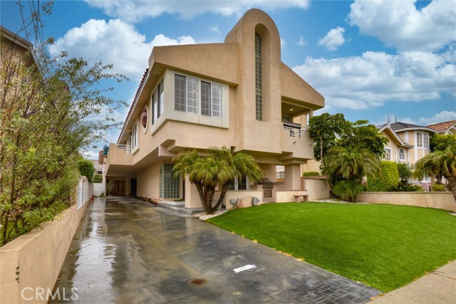 2013 Clark Lane, Redondo Beach, California 90278, 3 Bedrooms Bedrooms, ,2 BathroomsBathrooms,Residential,Sold,Clark,SB20074345