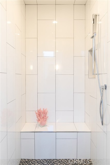 2524 Manhattan Avenue, Hermosa Beach, California 90254, 5 Bedrooms Bedrooms, ,3 BathroomsBathrooms,Residential,Sold,Manhattan,SB18096858