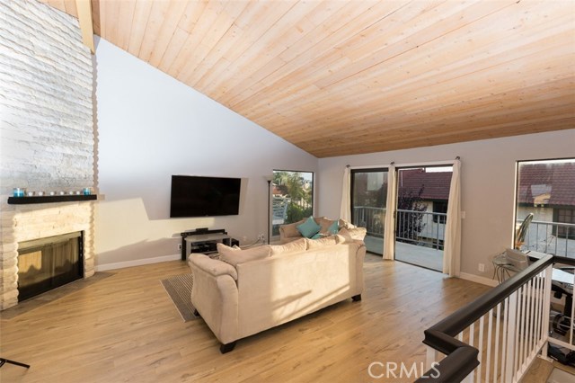 121 Prospect Avenue, Redondo Beach, California 90277, 2 Bedrooms Bedrooms, ,2 BathroomsBathrooms,Residential,Sold,Prospect,SB19066005