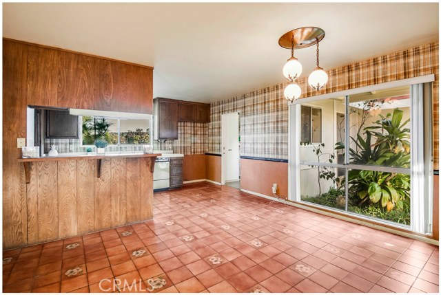 Kitchen - view from entry hallway/entrance to kitchen.