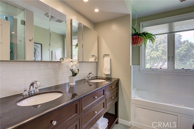 1010 Firmona Avenue, Redondo Beach, California 90278, 4 Bedrooms Bedrooms, ,2 BathroomsBathrooms,Residential,Sold,Firmona,SB19217581