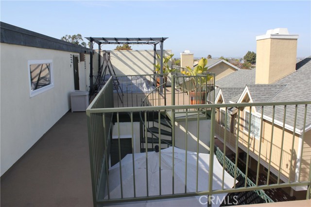 2705 Mathews Avenue, Redondo Beach, California 90278, 3 Bedrooms Bedrooms, ,3 BathroomsBathrooms,Residential,Sold,Mathews,SB18014318