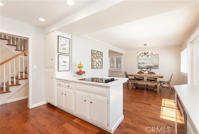 443 Prospect Avenue, Redondo Beach, California 90277, 5 Bedrooms Bedrooms, ,2 BathroomsBathrooms,Residential,Sold,Prospect,SB19114757