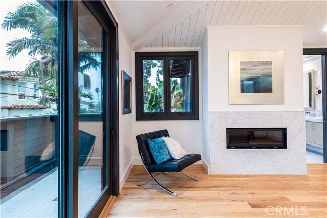 2009 Pine Avenue, Manhattan Beach, California 90266, 5 Bedrooms Bedrooms, ,2 BathroomsBathrooms,Residential,Sold,Pine,SB19000193