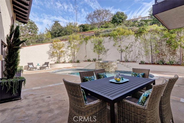 1271 Via Landeta, Palos Verdes Estates, California 90274, 5 Bedrooms Bedrooms, ,6 BathroomsBathrooms,Residential,Sold,Via Landeta,SB19010223