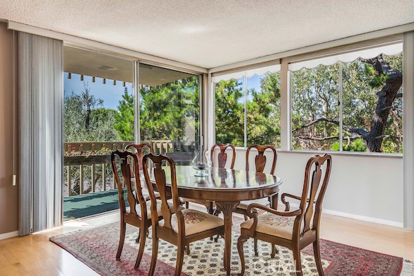 6526 Ocean Crest Drive, Rancho Palos Verdes, California 90275, 1 Bedroom Bedrooms, ,2 BathroomsBathrooms,Residential,Sold,Ocean Crest,PV17164599