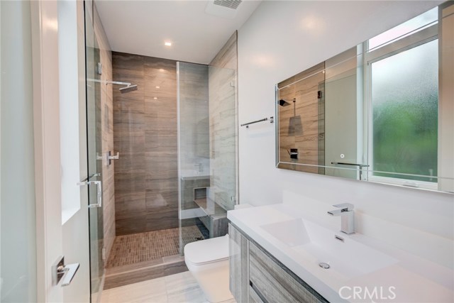 2104 Voorhees Avenue, Redondo Beach, California 90278, 4 Bedrooms Bedrooms, ,3 BathroomsBathrooms,Residential,Sold,Voorhees,PV19109969